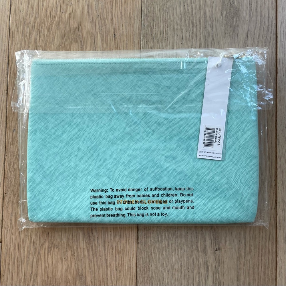 🆕 Stoney Clover Lane Cotton Candy Vegan Faux Leather Flat Pouch - Picture 2 of 3